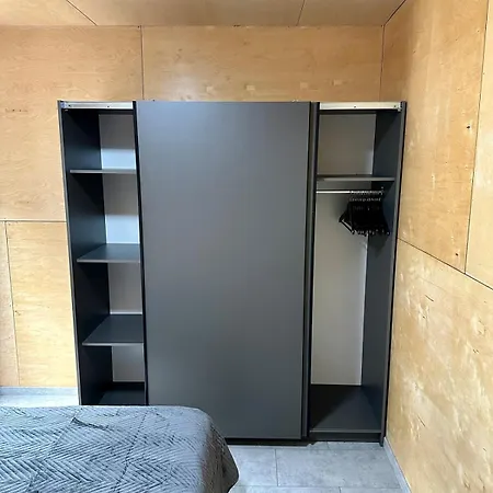 Feriehus Houseboat With Touch Of Luxury Bratislava