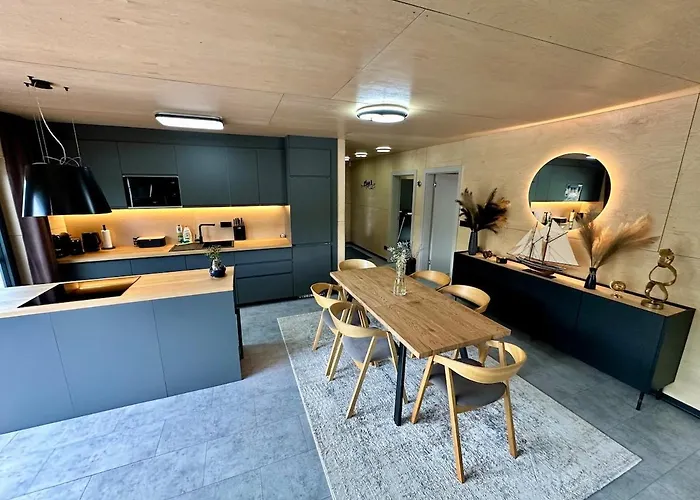 Houseboat With Touch Of Luxury Bratislava