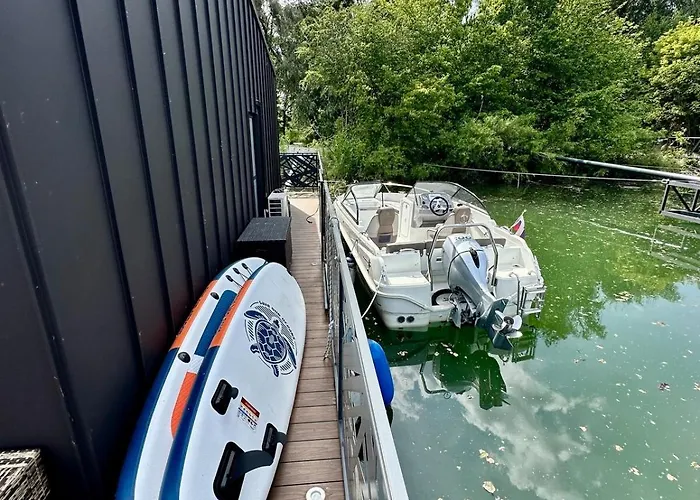 Houseboat With Touch Of Luxury